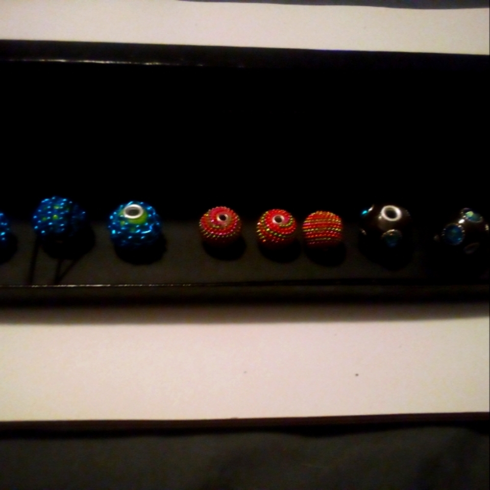 25 individual beads bundle